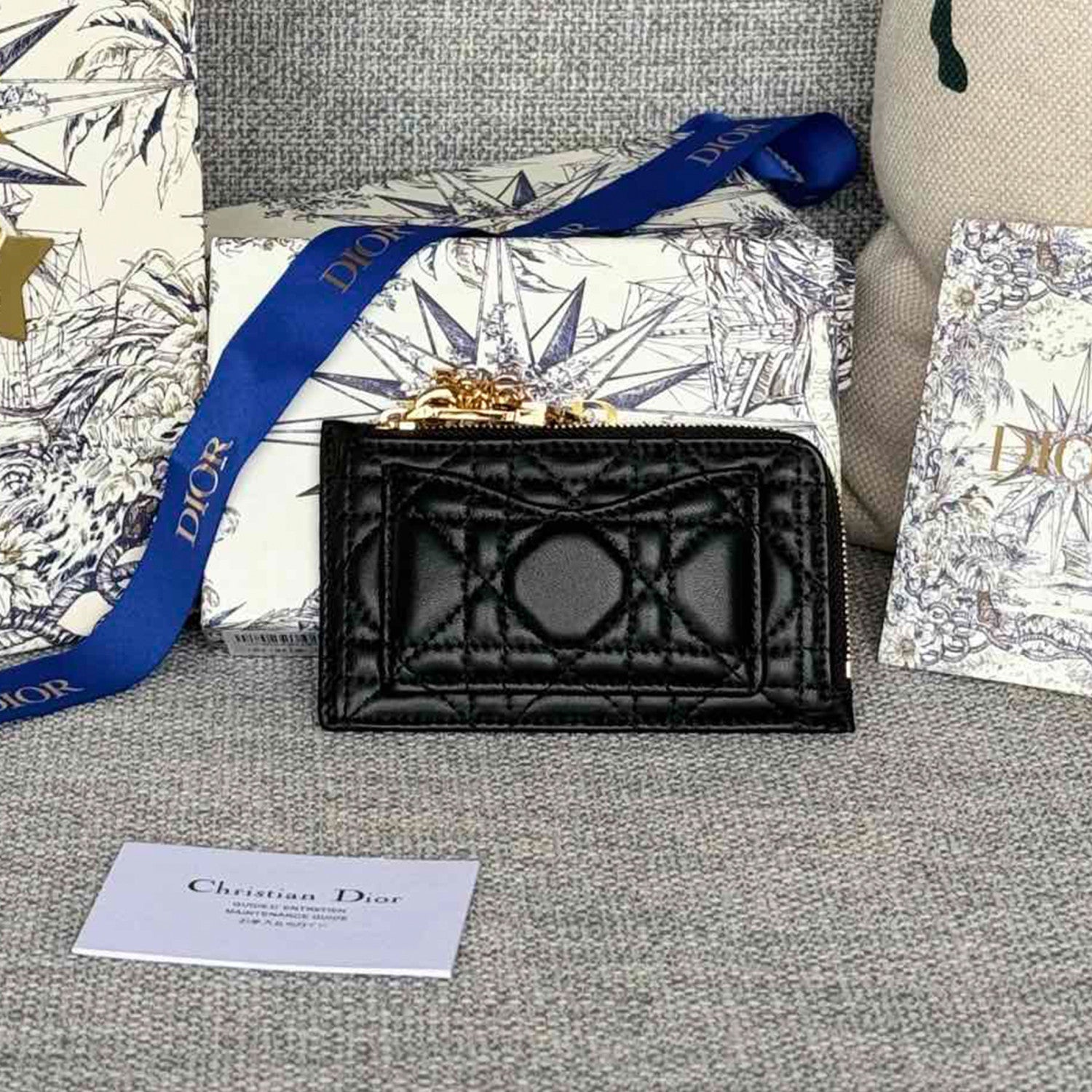 Dior Lady Dior Cosmos Zipped Card Holder Women's Fashion Temperament Logo Solid Colour Metal Decoration Card Case Card Holder Bag Bags S0965ONMJ  #81143